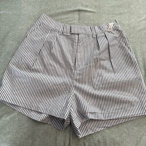 Wayf 2-piece Top and Shorts set